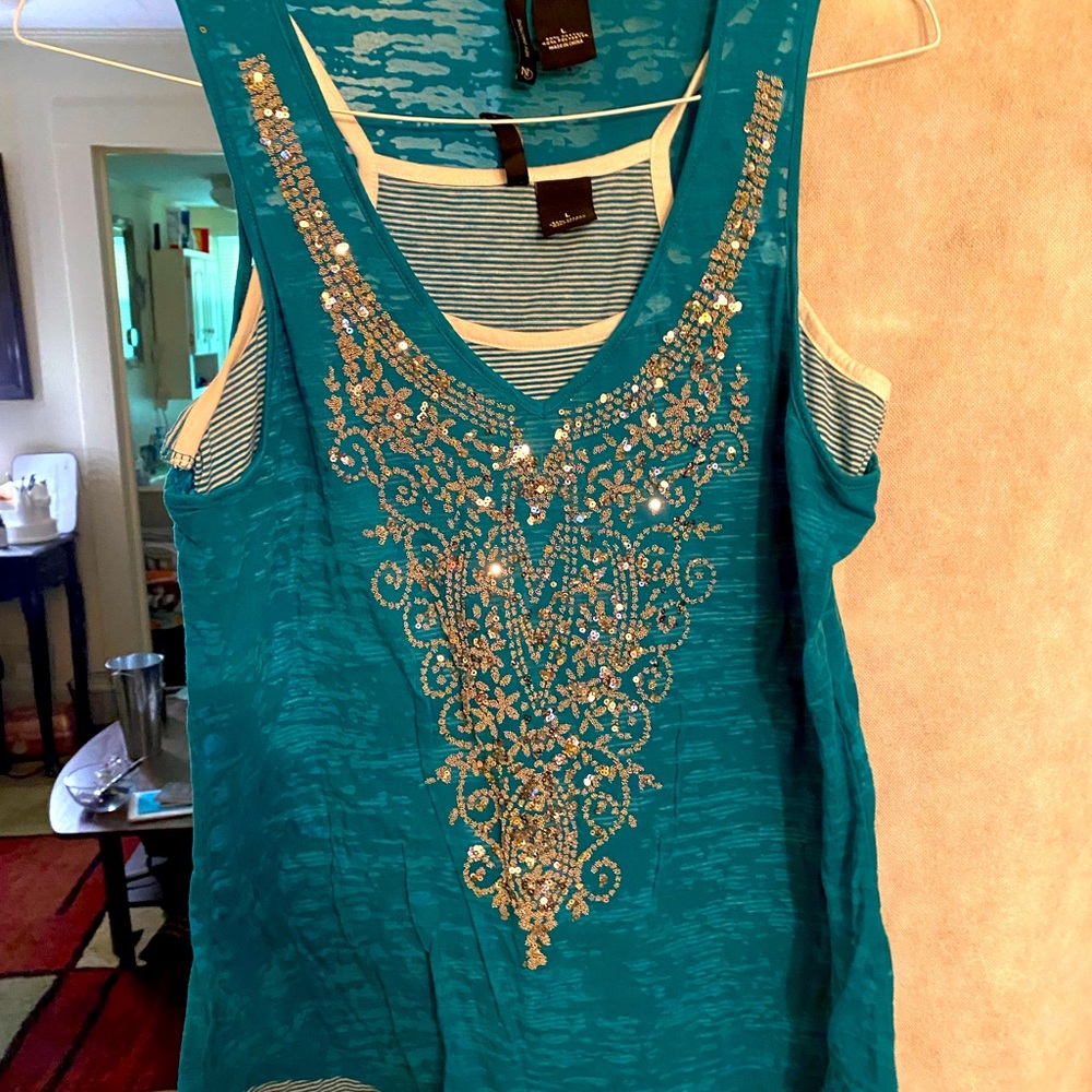 Super cute double layered tank top.